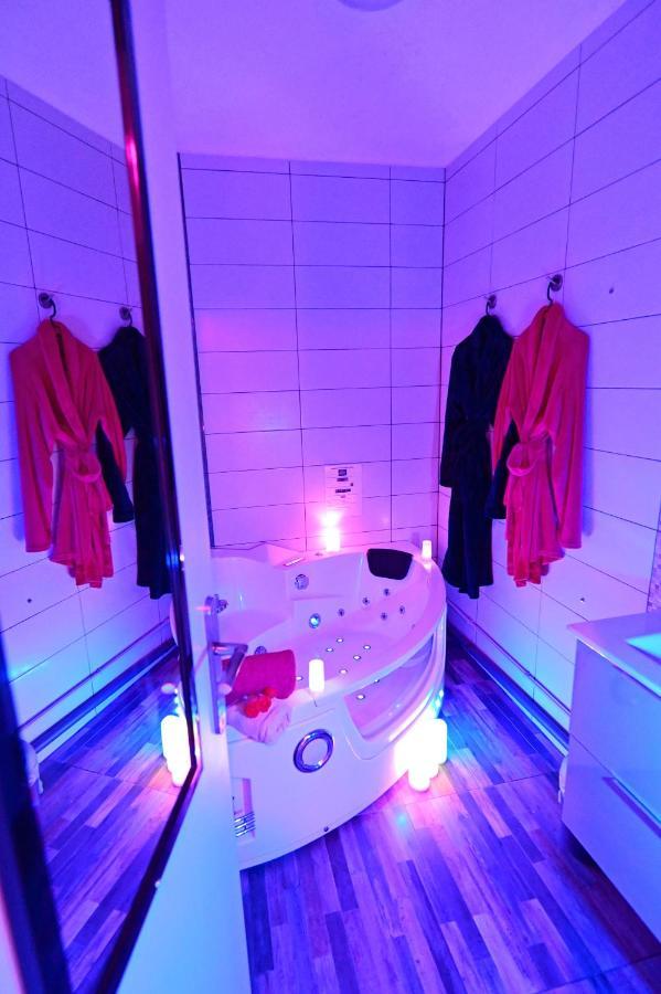 Luxe Sauna Romantique: Biscarosse Plage Getaway Biscarrosse Exterior photo